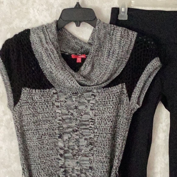 SWEATER DRESS & SOFT SILKY LEGGINGS - Picture 5 of 5
